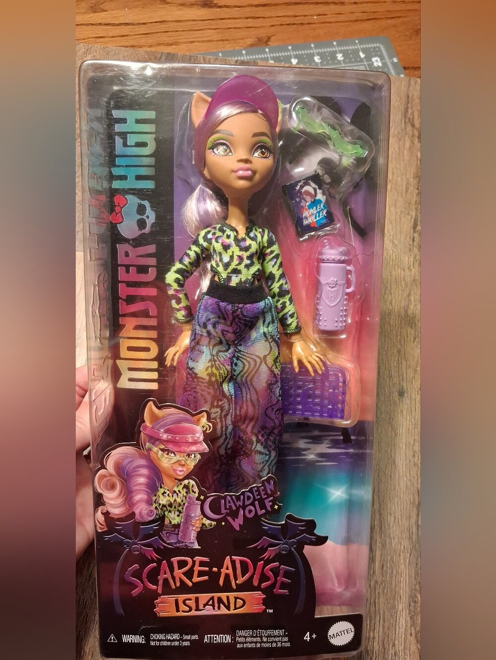 Monster High Scare-Adise Island Clawdeen Wolf Doll